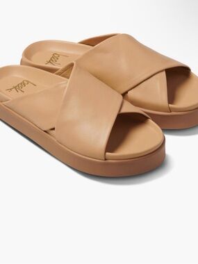 beek Hen Slide Sandal size 7, like new